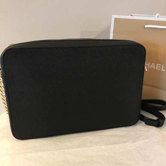 Michael Kors Lg EW Crossbody - Picture 2 of 5